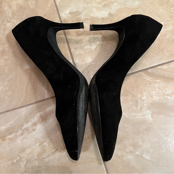 BCBGeneration Black Pumps - Picture 6 of 7